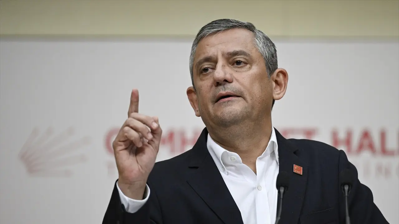 Özgür Özel