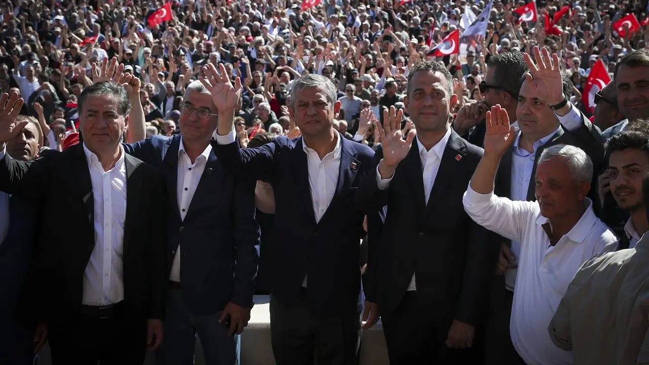 İddia Özgür Özel ve Ekibi İYİ Parti'ye Geçiş Yapacak Dervişoğlu Ne Dedi