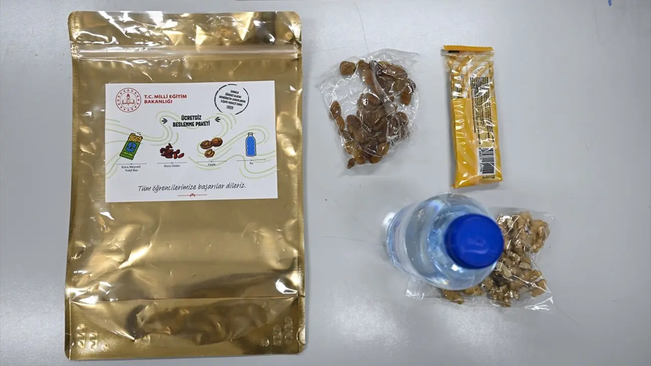 İşte Yarın Öğrencilere Dağıtılacak Paket
