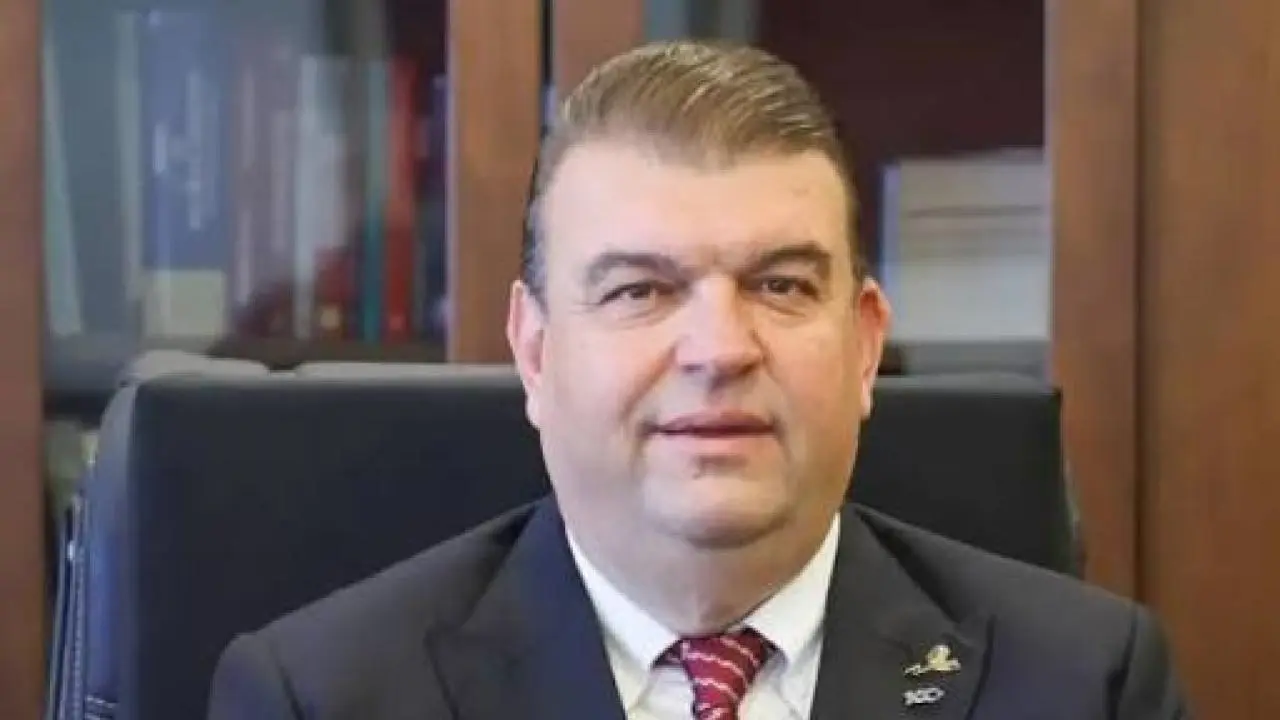 İsmail Yetişkin Görevden Uzaklaştırıldı