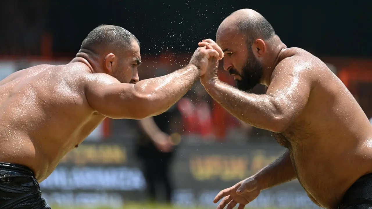 Feyzullah Aktürk ve Orhan Okulu