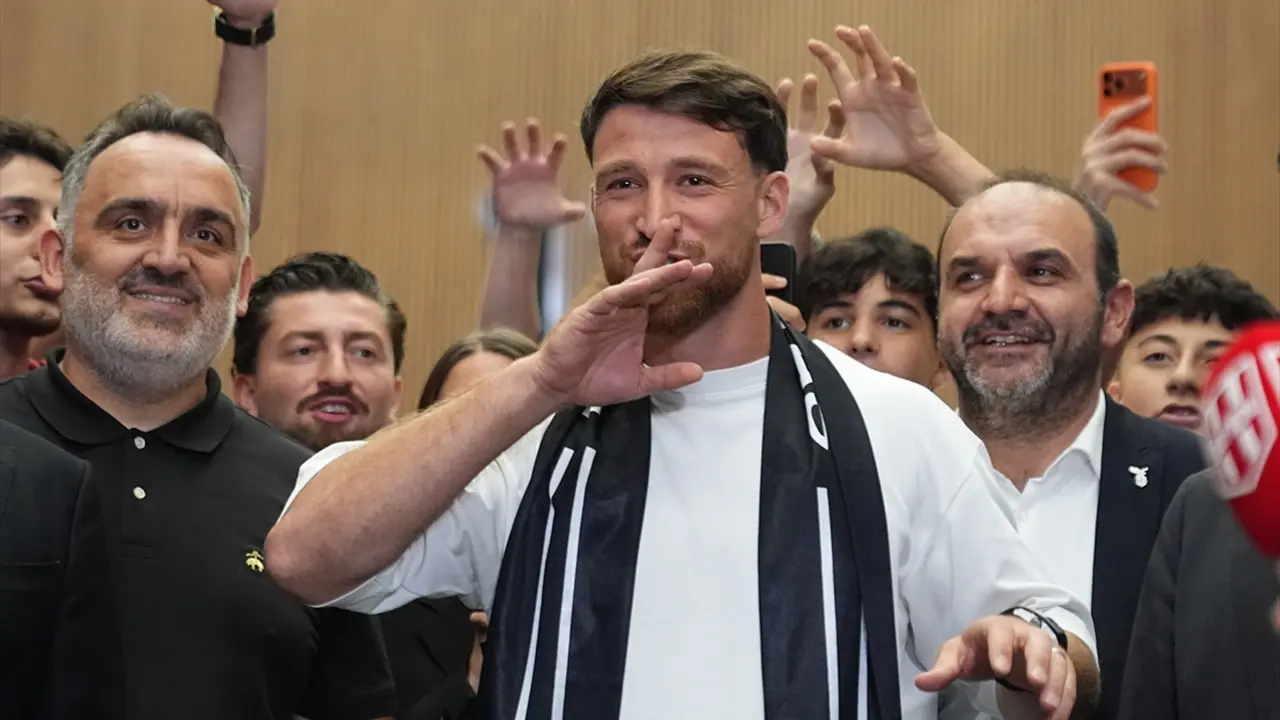 Beşiktaş'ın Transferi Salih Özcan İstanbul'da