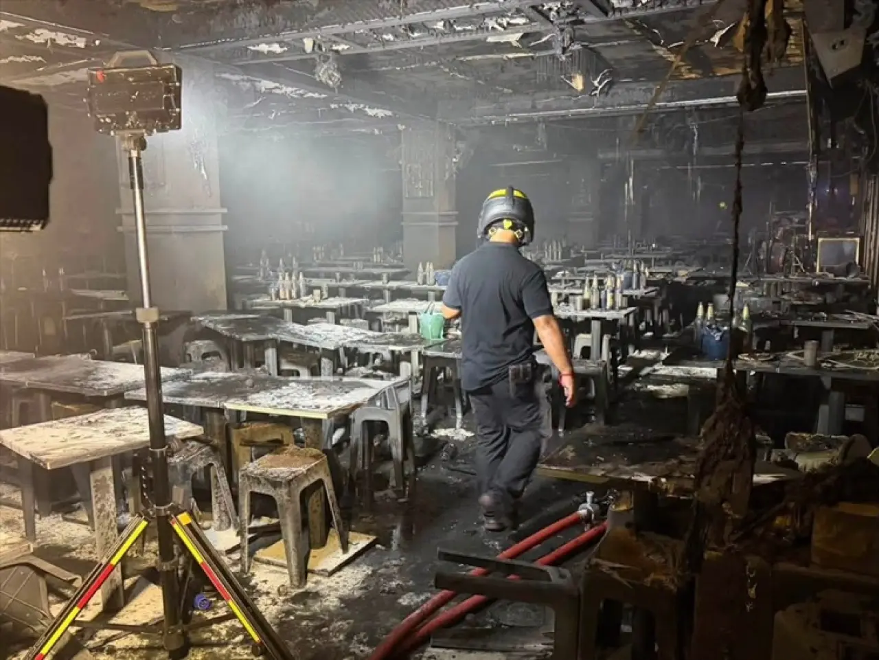 Tayland'ta 27 Kişi Yanarak Can Verdi