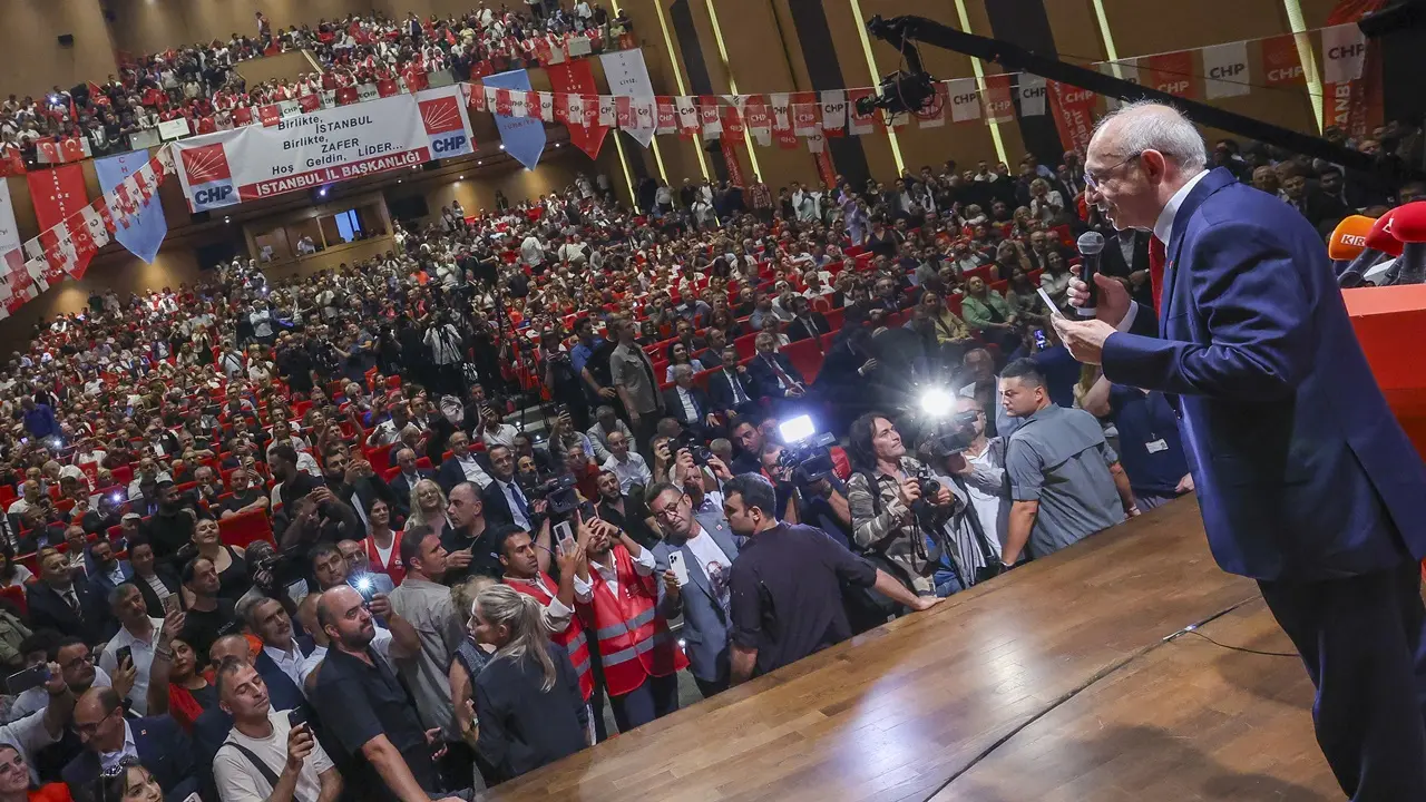CHP'deki Figüran Olayında Ajans Sahibinden İtiraf Ücret Almadım Kendi İrademle Destekledim