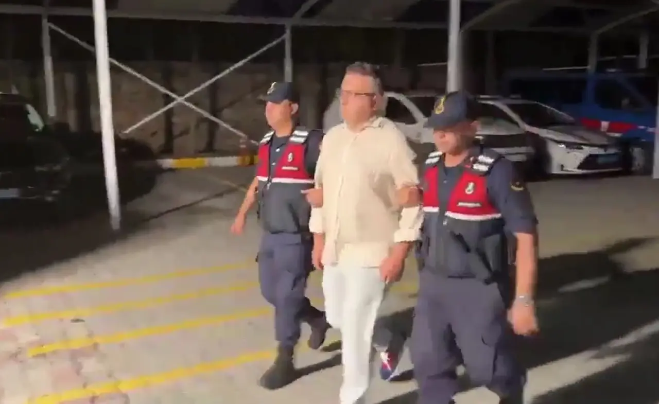 Gazeteci Cem Küçük Gözaltına Alındı! Neyle Suçlanıyor Başsavcılık Açıkladı