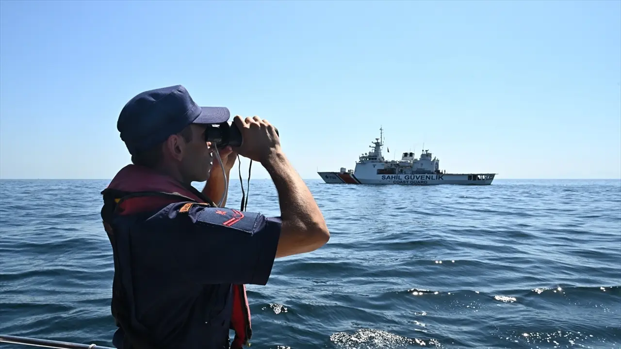 Silivri Açıklarında İki Gemi Çarpıştı